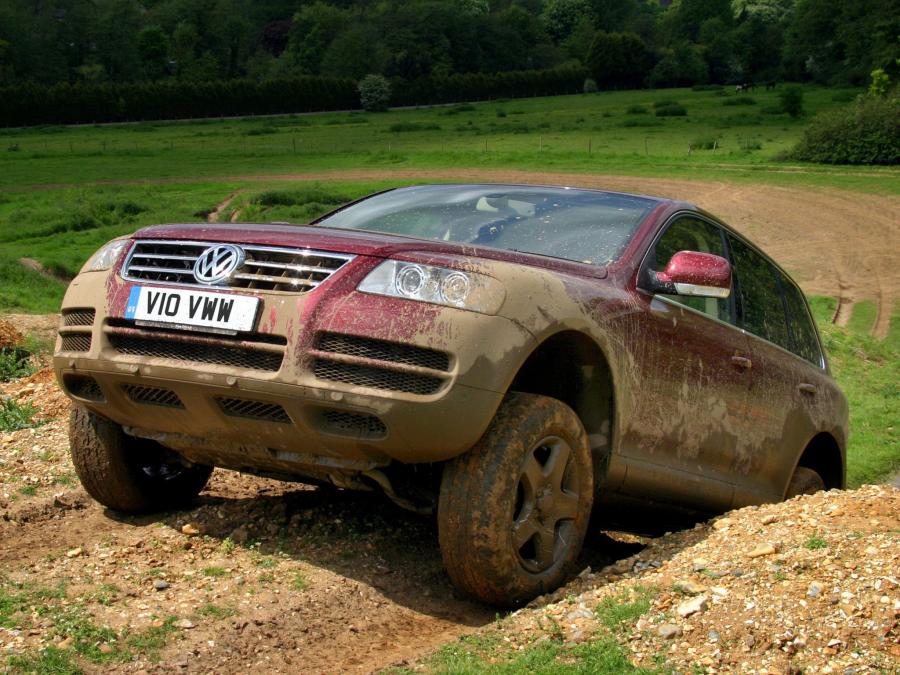  Volkswagen Touareg V10 TDi 2002 года  (UK) (фото 8 из 8)